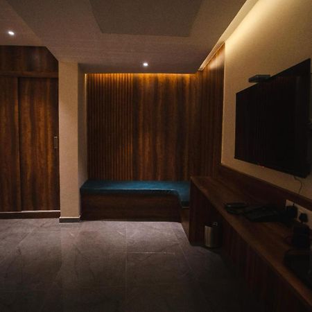 Hotel Aasare Inn Bangalore Bagian luar foto